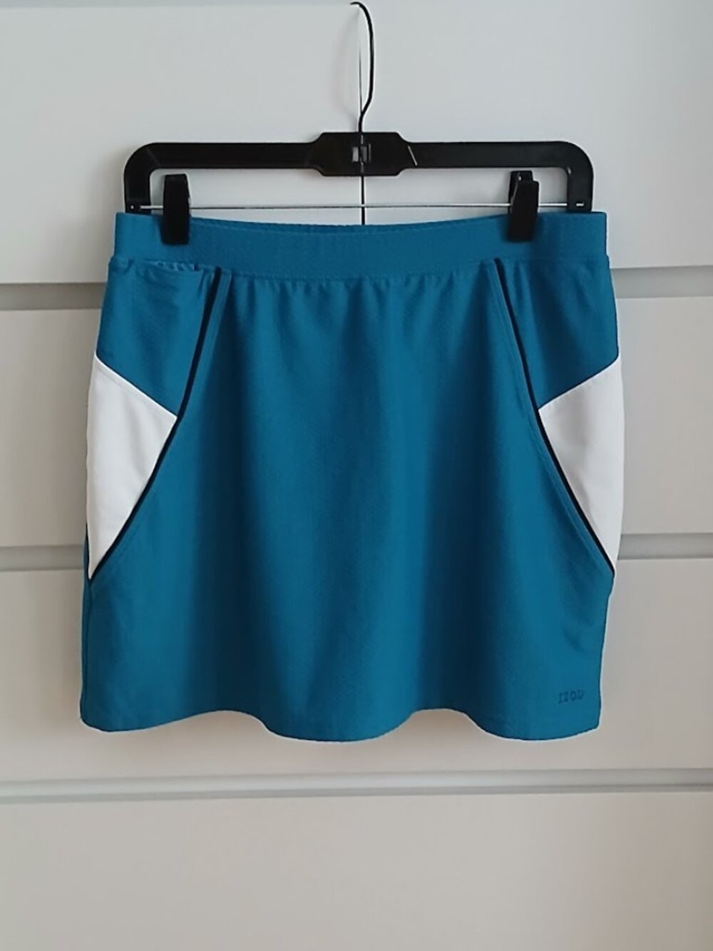 IZOD Teal Golf Skirt with under shorts - M
